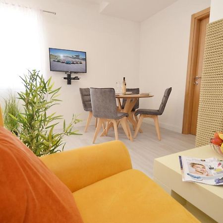 Apartments Lux S 蒂瓦特 外观 照片