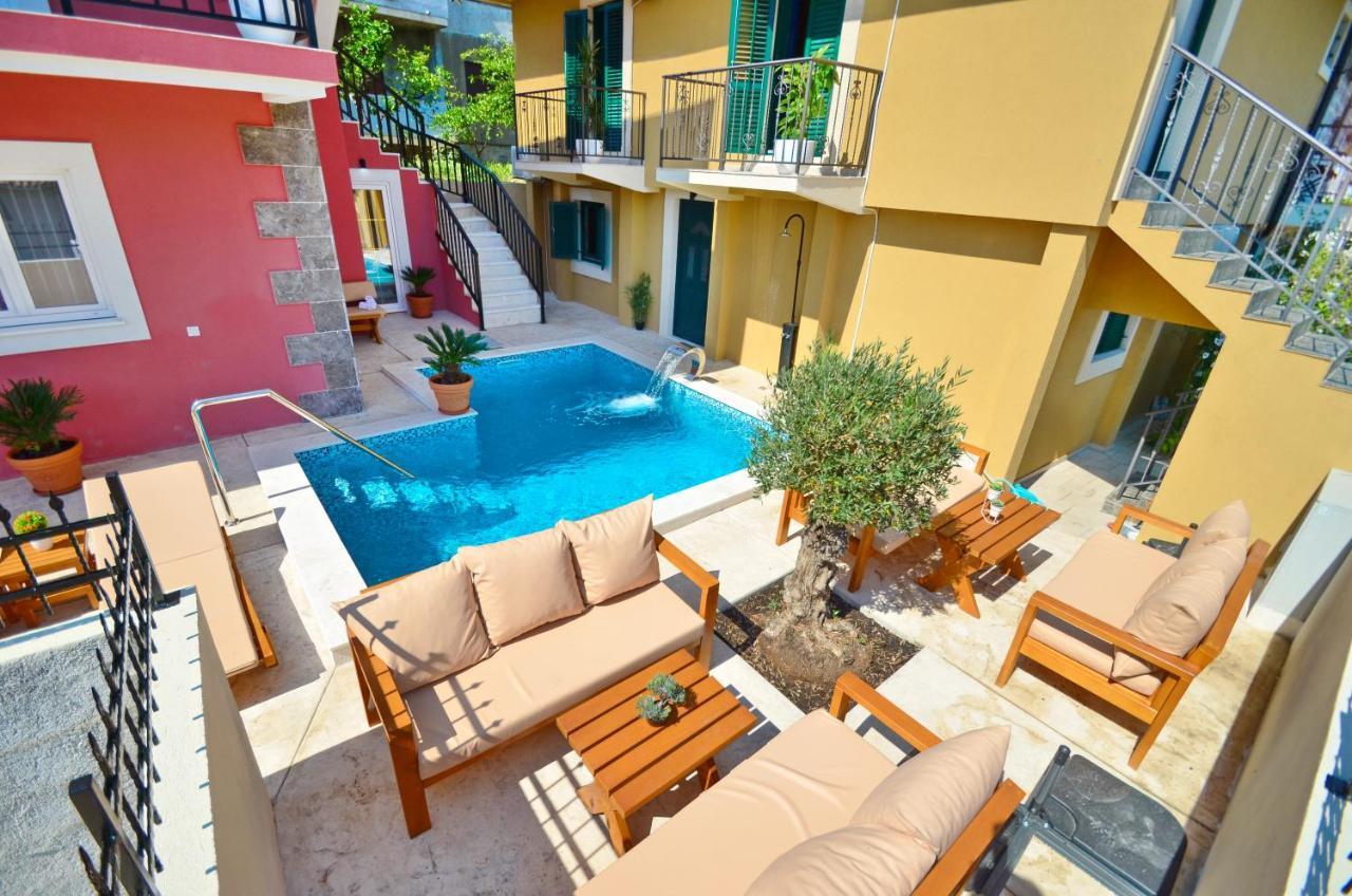 Apartments Lux S 蒂瓦特 外观 照片