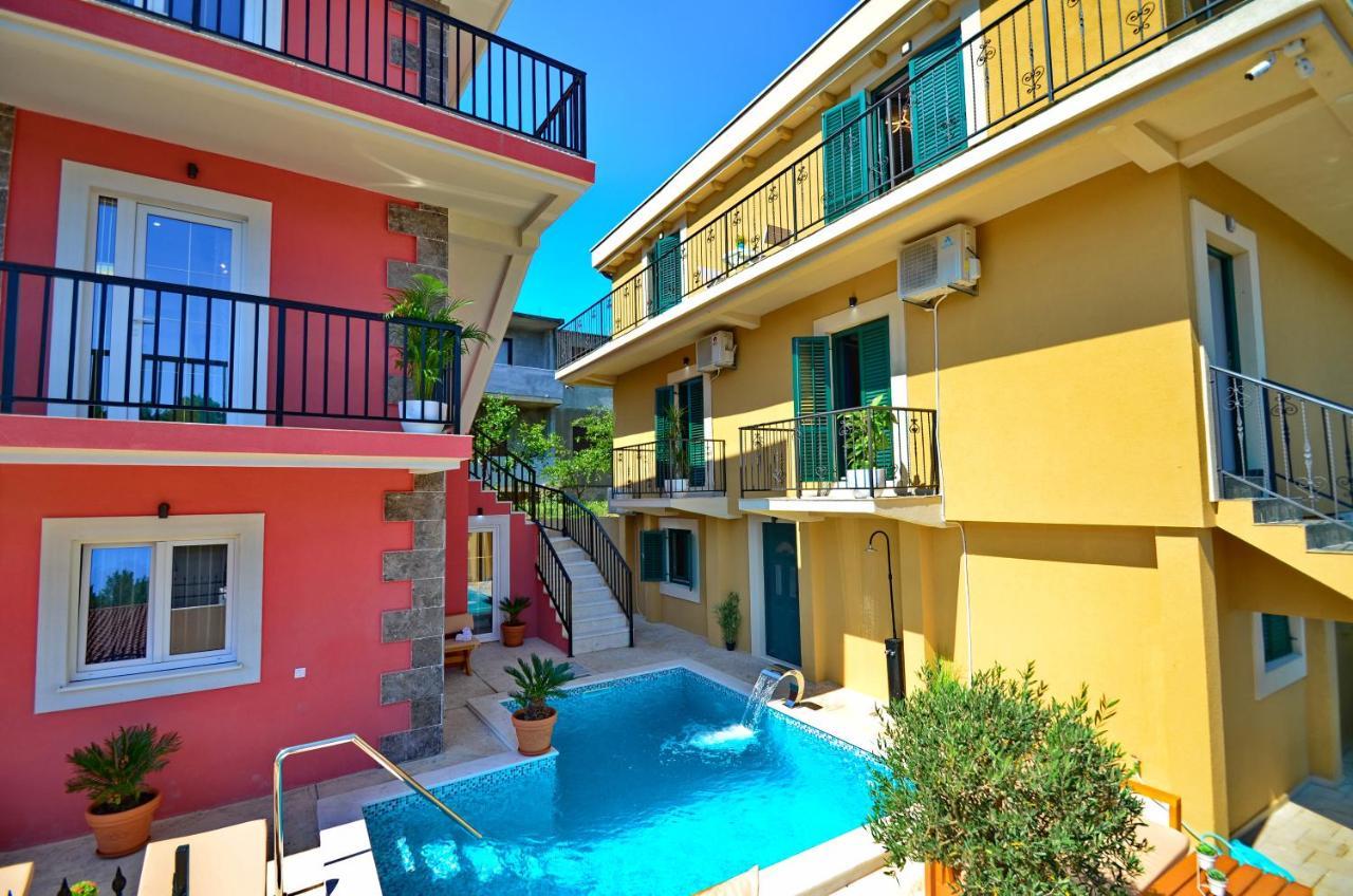 Apartments Lux S 蒂瓦特 外观 照片