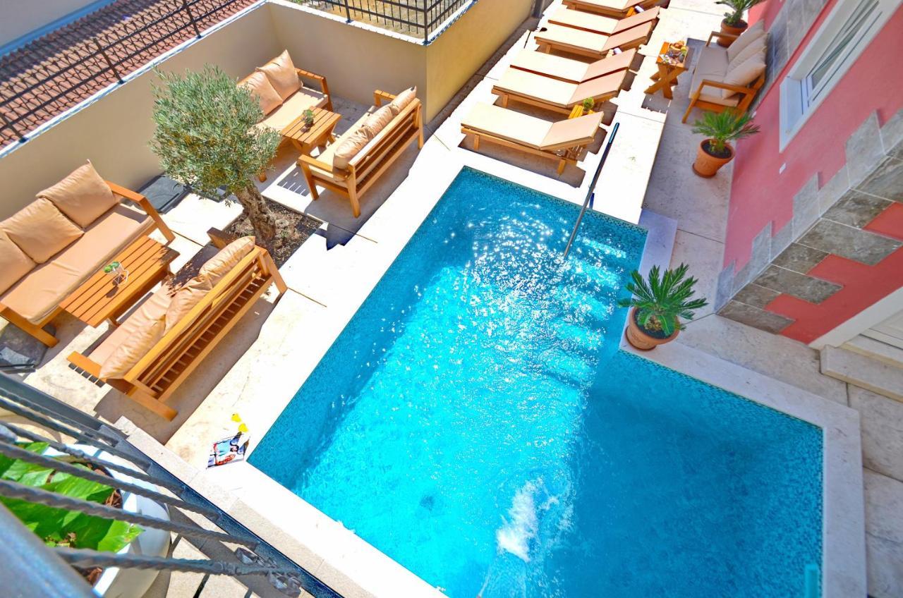 Apartments Lux S 蒂瓦特 外观 照片