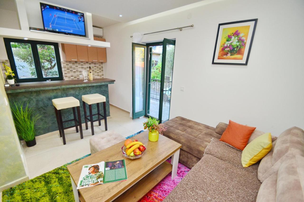 Apartments Lux S 蒂瓦特 外观 照片
