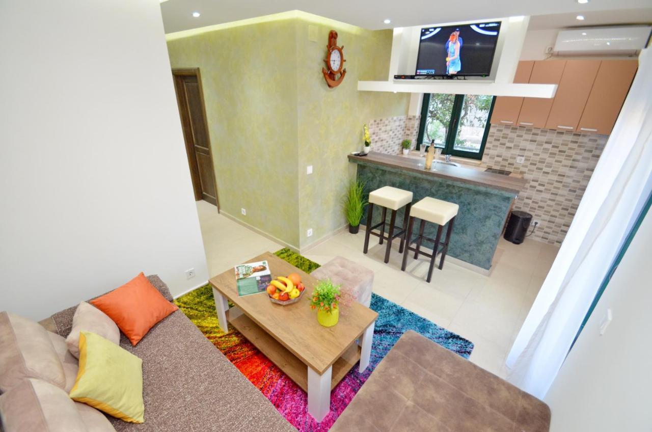 Apartments Lux S 蒂瓦特 外观 照片