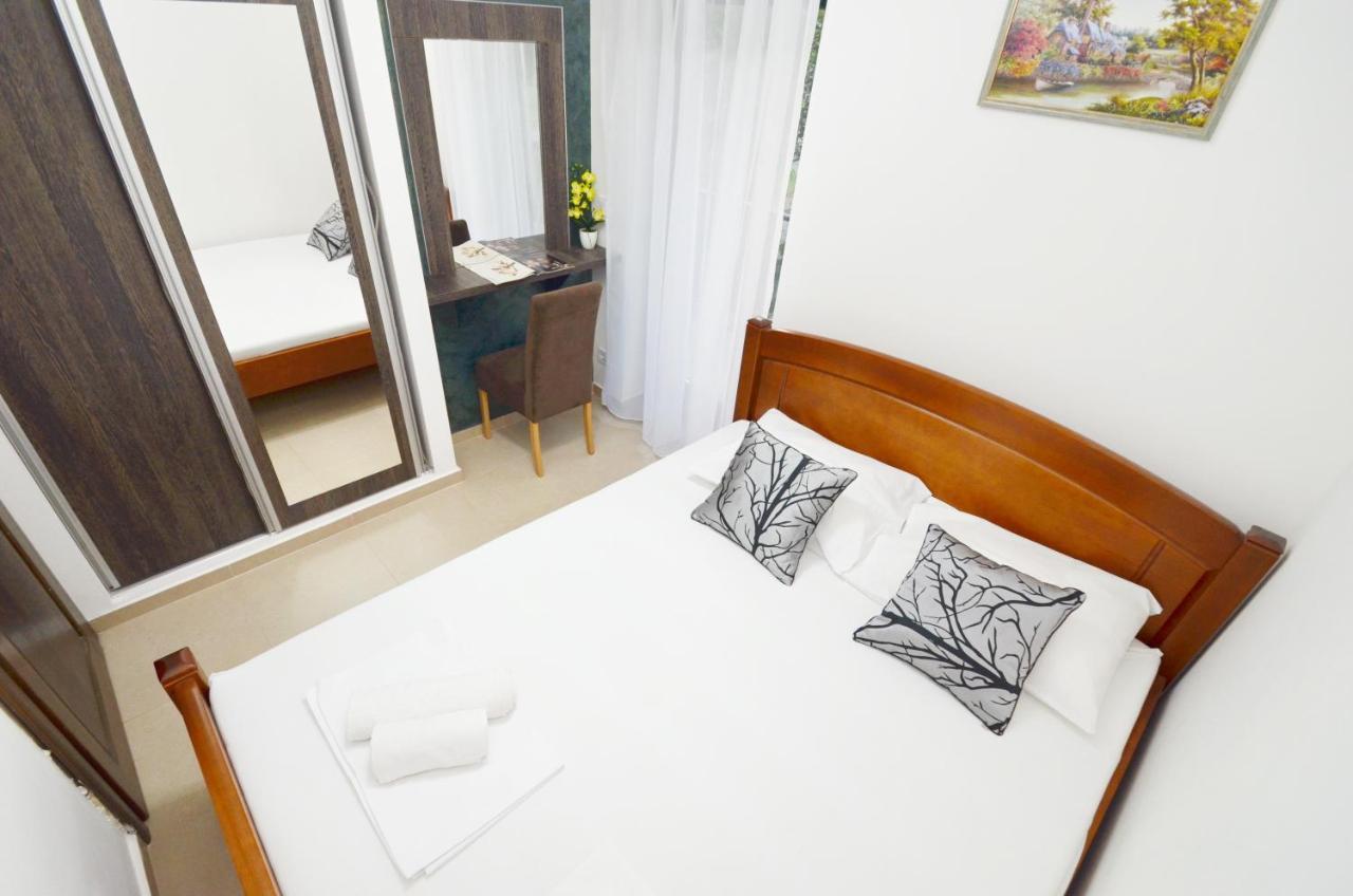 Apartments Lux S 蒂瓦特 外观 照片