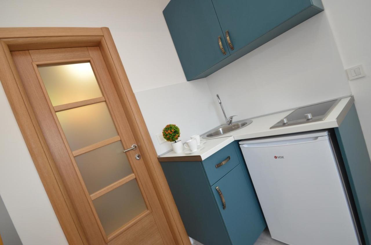 Apartments Lux S 蒂瓦特 外观 照片