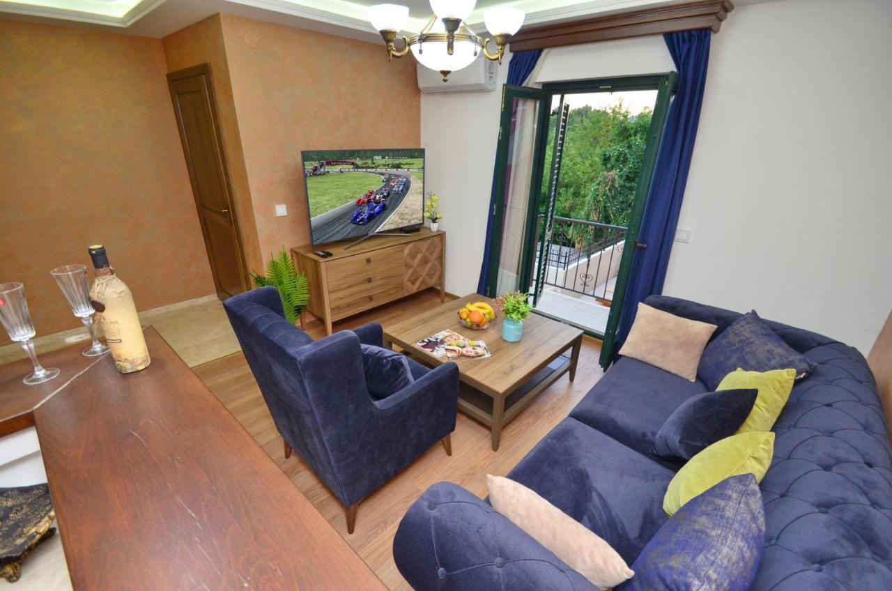Apartments Lux S 蒂瓦特 外观 照片