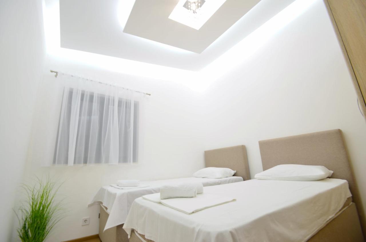Apartments Lux S 蒂瓦特 外观 照片