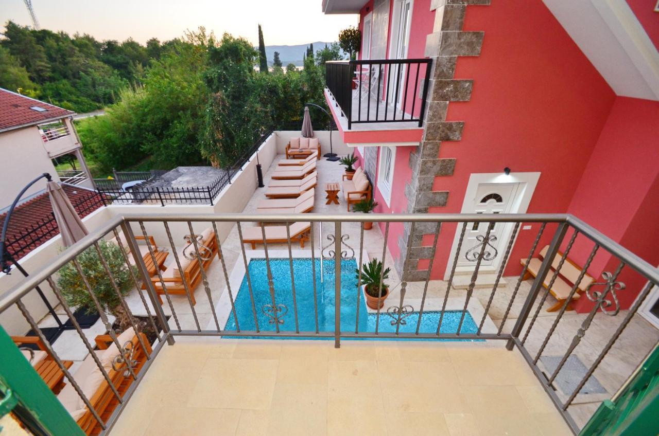 Apartments Lux S 蒂瓦特 外观 照片