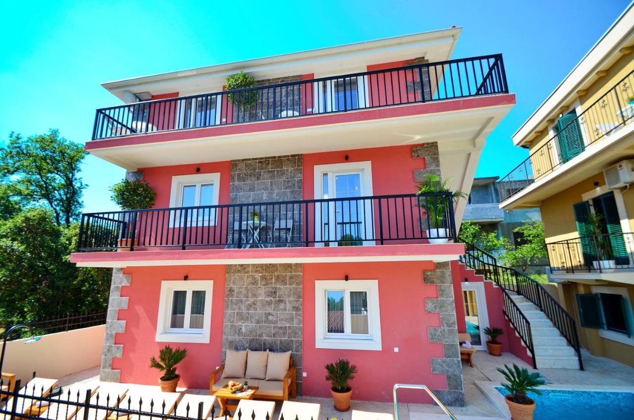Apartments Lux S 蒂瓦特 外观 照片