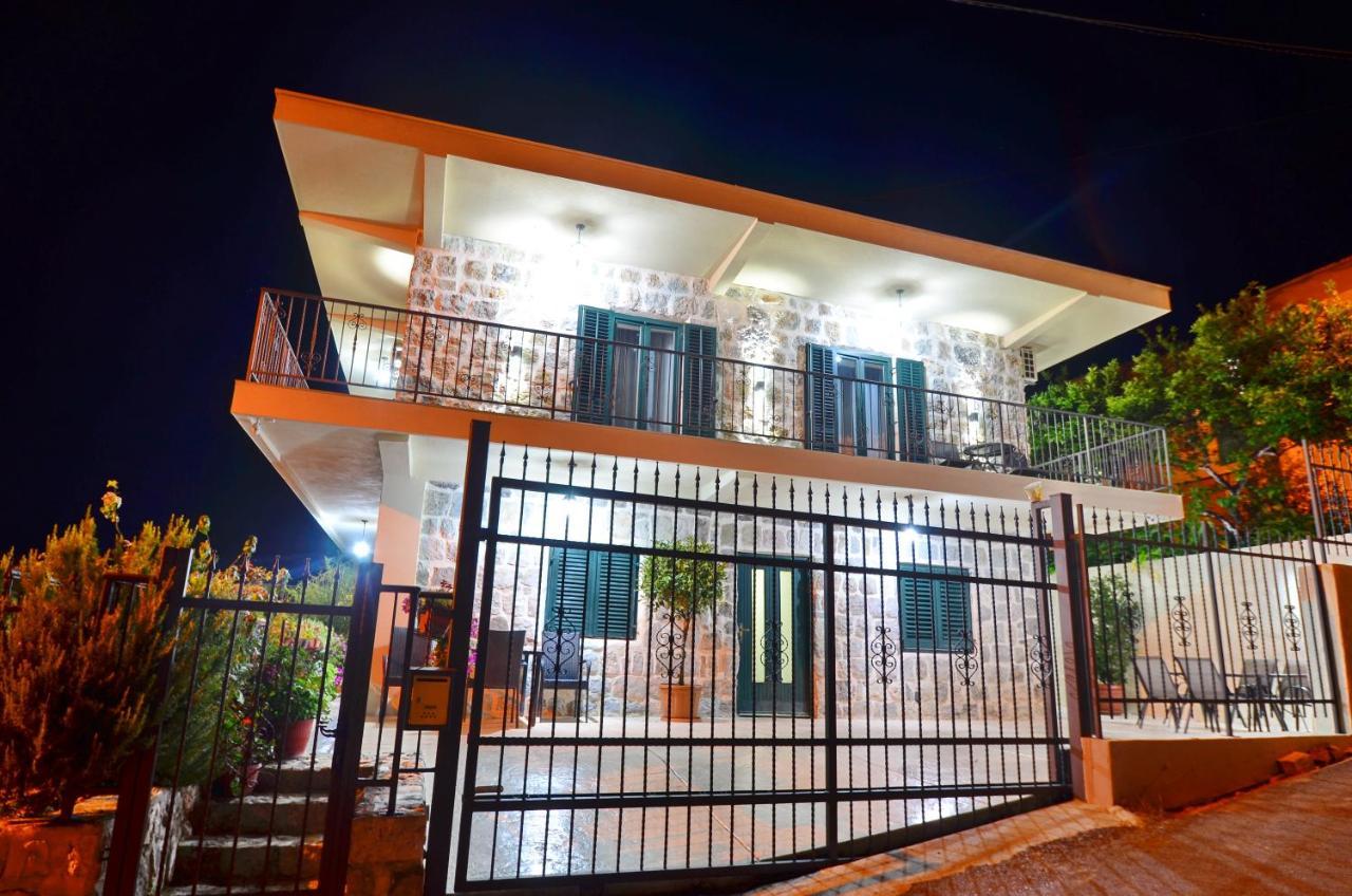 Apartments Lux S 蒂瓦特 外观 照片